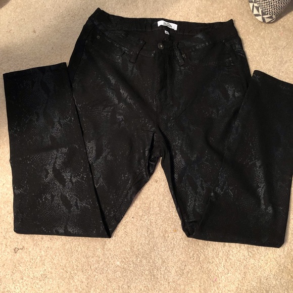 Royalty For Me Denim - NWT Royalty stretch jeans. Very soft. Lots of comfort, lots of stretch.